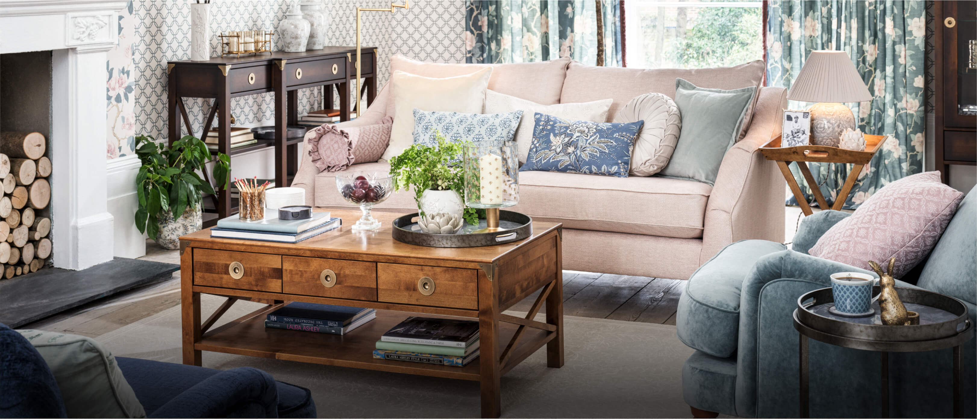 LA Header_DesktopA-sofa-May25