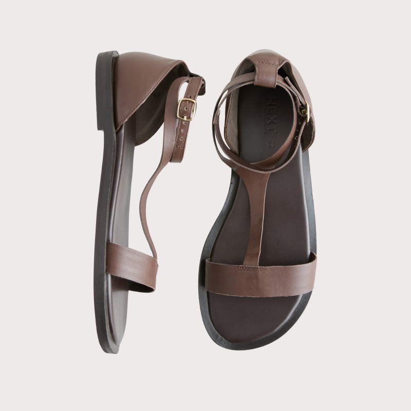 CHOCOLATE BROWN