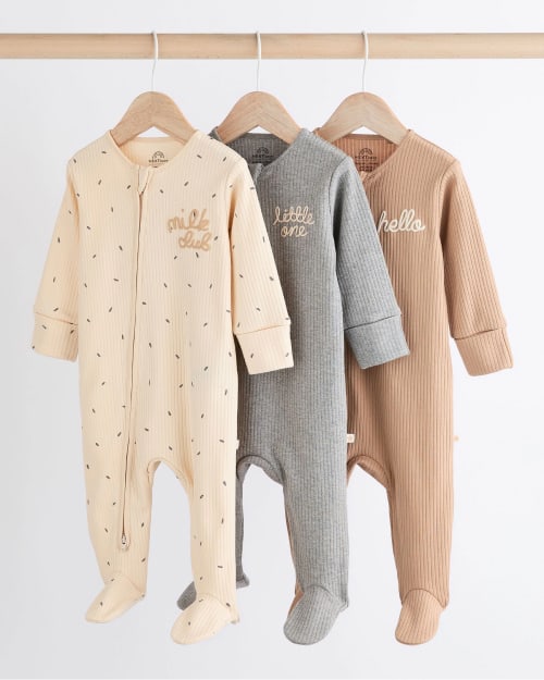 BabyBoutiqueSleepsuits_4x5